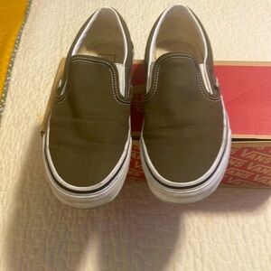 Vans unisex slip on shoes